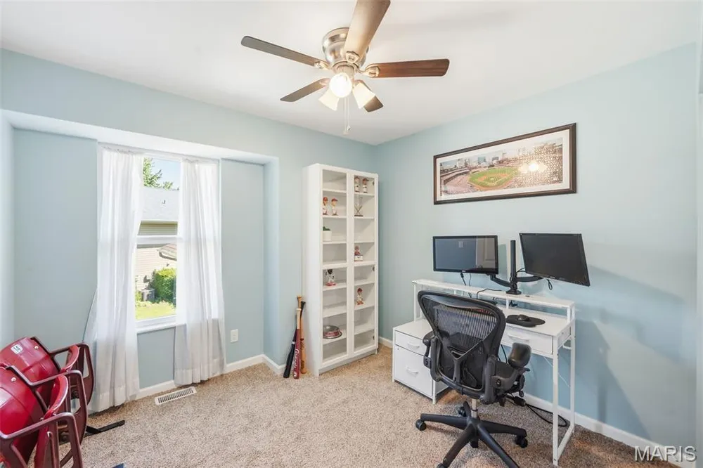 1145 Claycrest Circle, St Charles, MO 63304