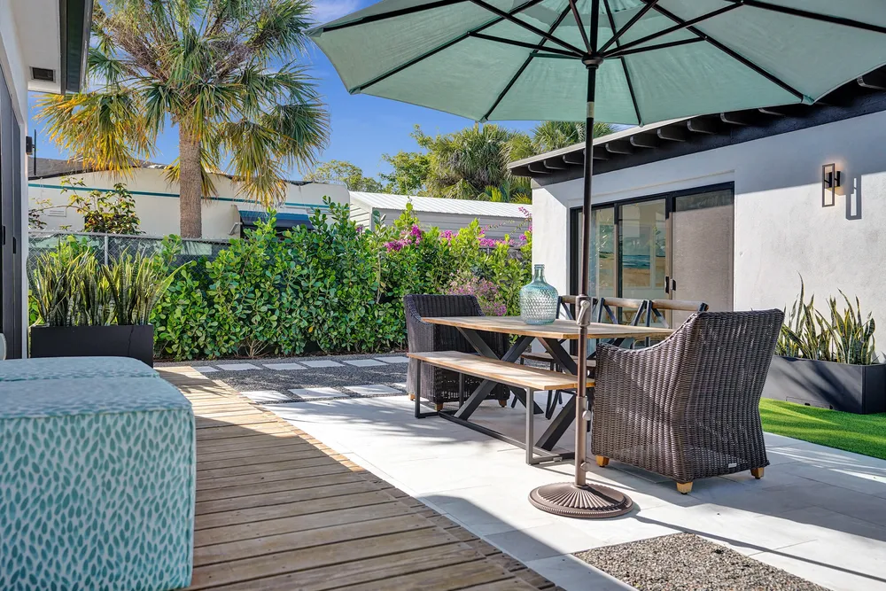 225 NE 10th St, Delray Beach, FL 33444