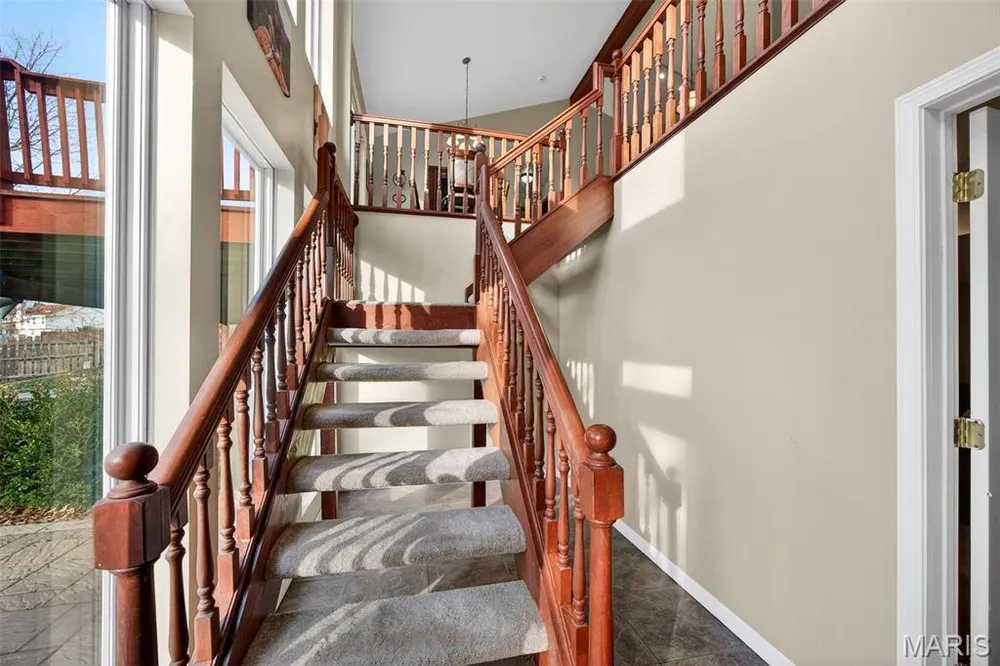 2753 Red Cedar Parc Dr S, O Fallon, MO 63368