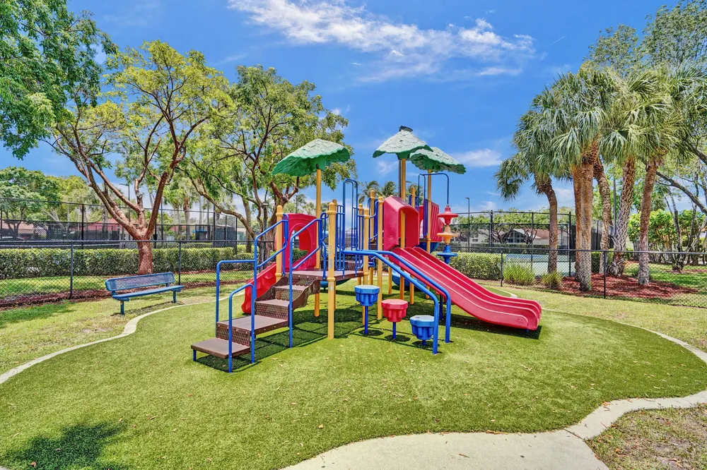 6423 Barton Creek Circle, Lake Worth Beach, FL 33463