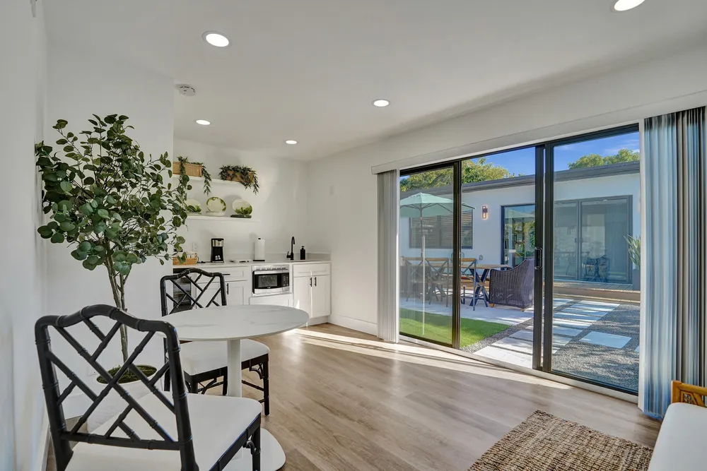 225 NE 10th St, Delray Beach, FL 33444