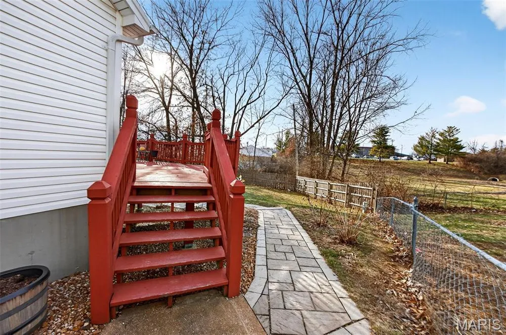 2753 Red Cedar Parc Dr S, O Fallon, MO 63368