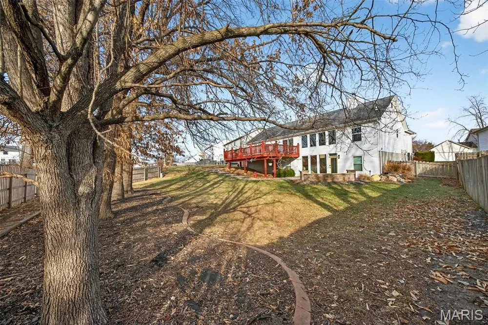 2753 Red Cedar Parc Dr S, O Fallon, MO 63368