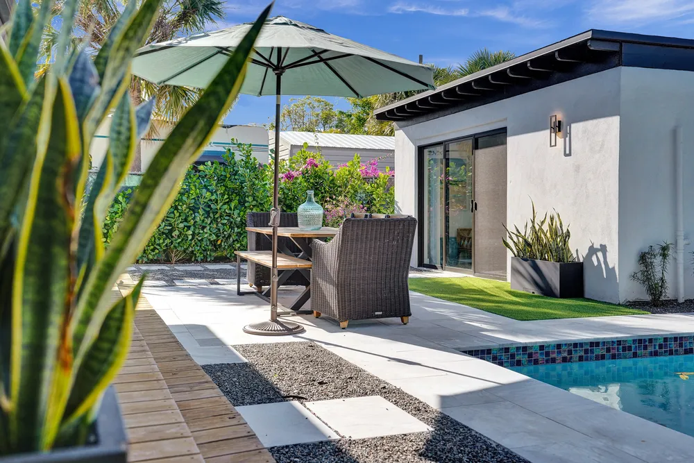 225 NE 10th St, Delray Beach, FL 33444