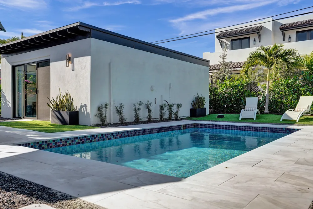 225 NE 10th St, Delray Beach, FL 33444