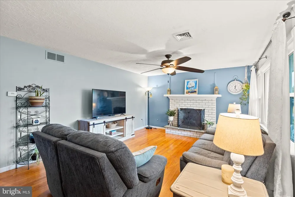 3966 Bahn Ave, York, PA 17408