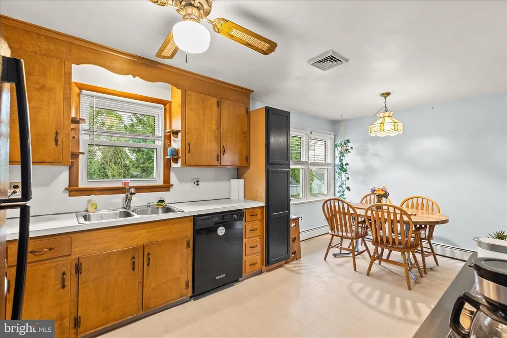 3966 Bahn Ave, York, PA 17408