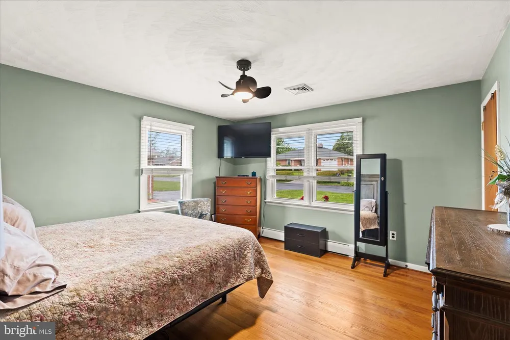 3966 Bahn Ave, York, PA 17408