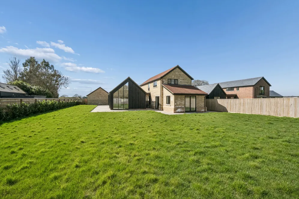Kennel Lane, Harpenden, AL5 photo 3