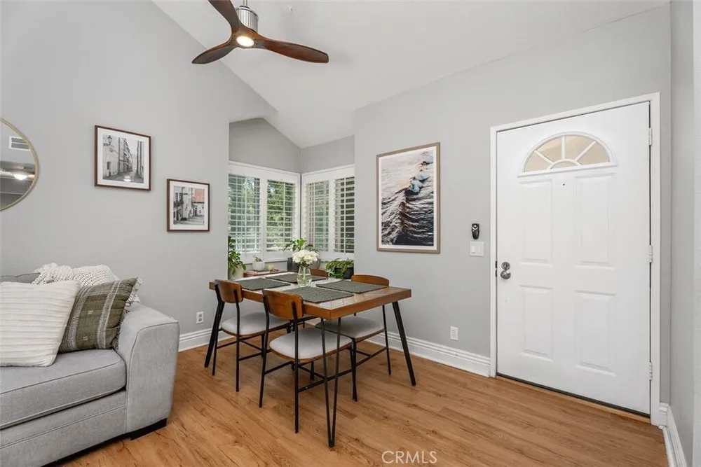 1089 S Daybreak Ct, Anaheim, CA 92808