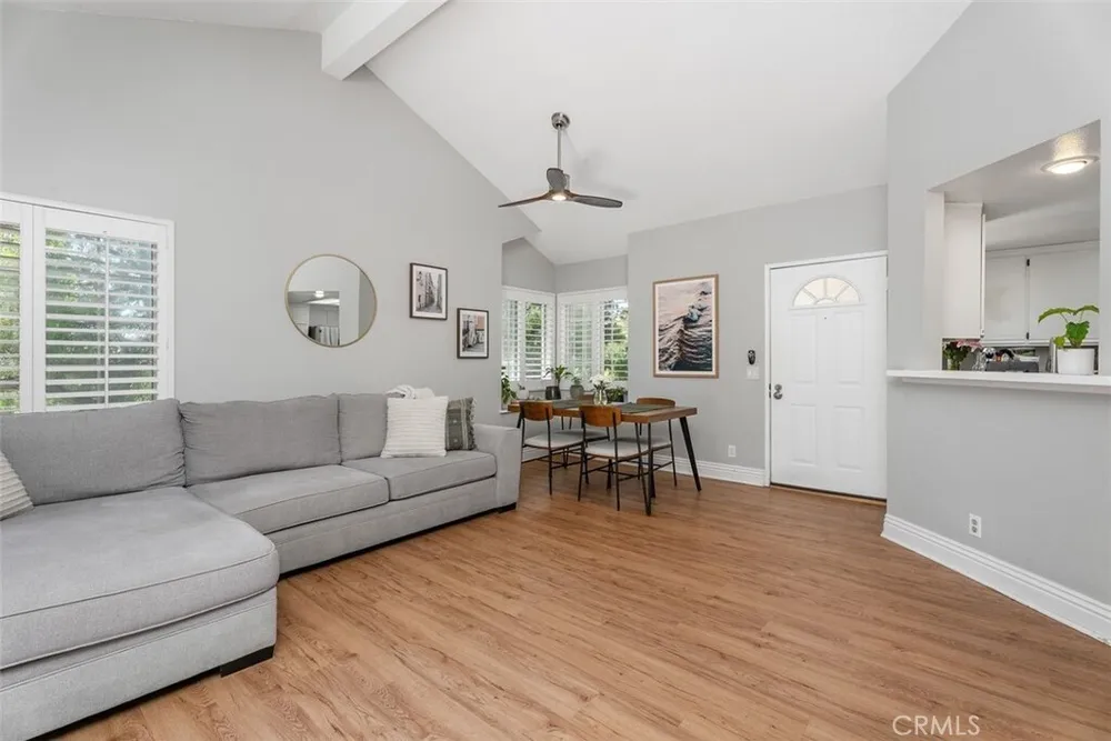 1089 S Daybreak Ct, Anaheim, CA 92808