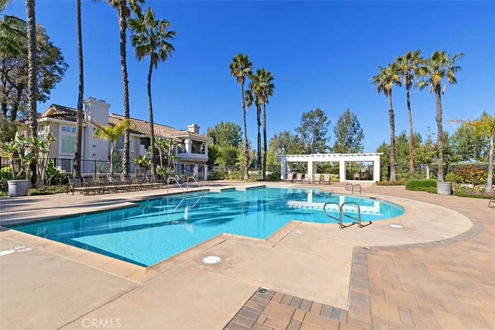 1089 S Daybreak Ct, Anaheim, CA 92808