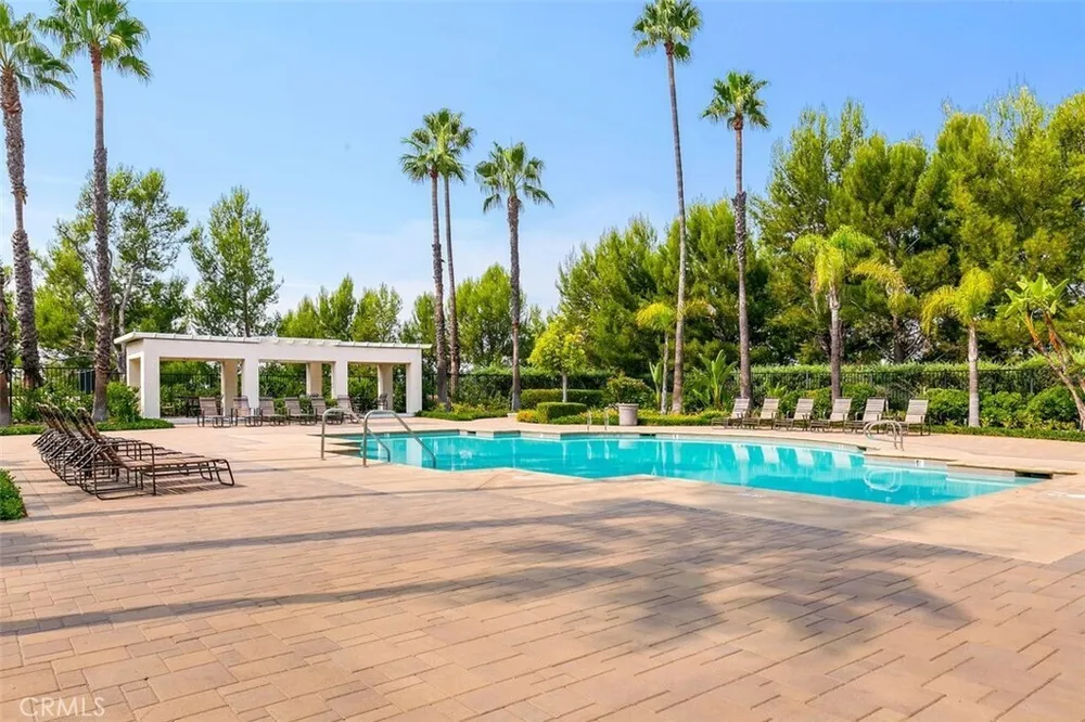 1089 S Daybreak Ct, Anaheim, CA 92808