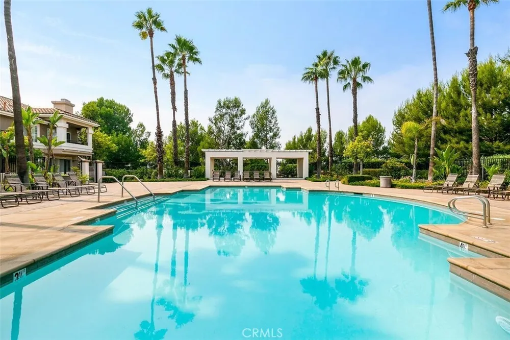1089 S Daybreak Ct, Anaheim, CA 92808