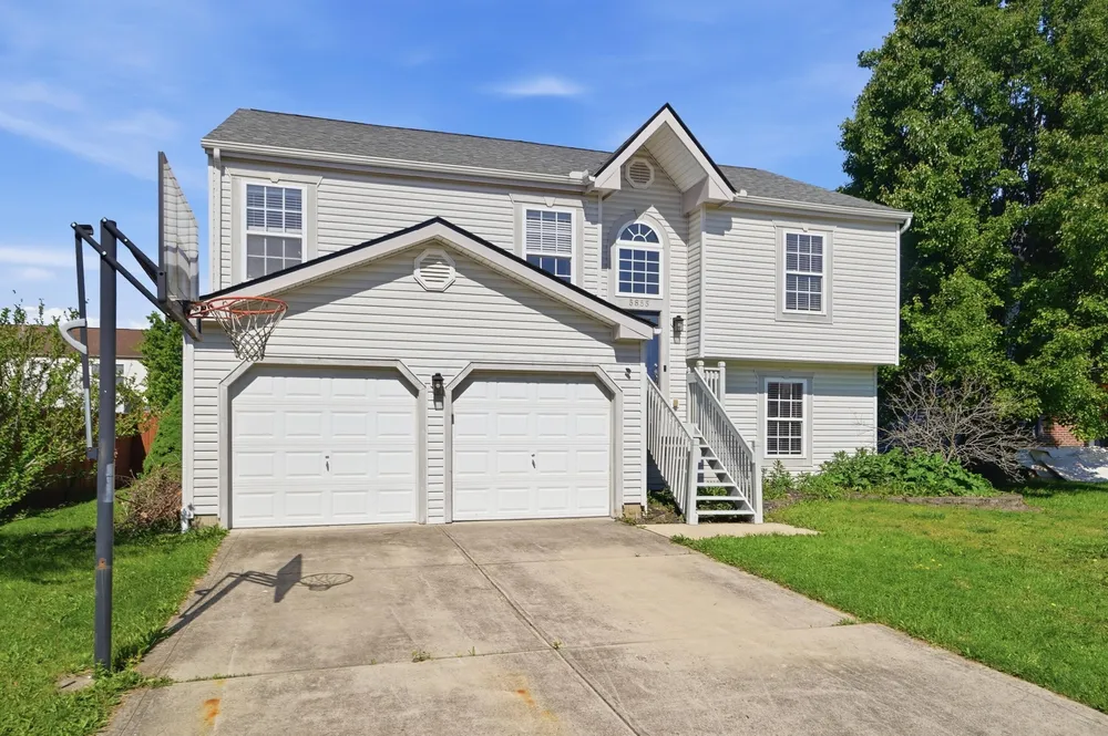 5855 Canal Bridge Dr, Canal Winchester, OH 43110