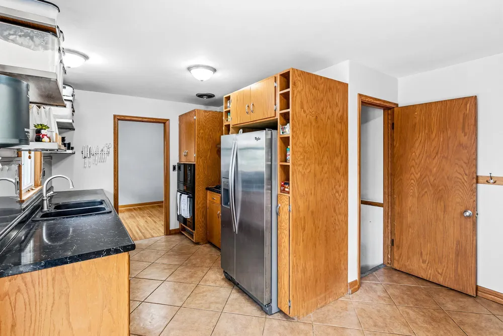 2017 Beacon St, Saint Paul, MN 55113