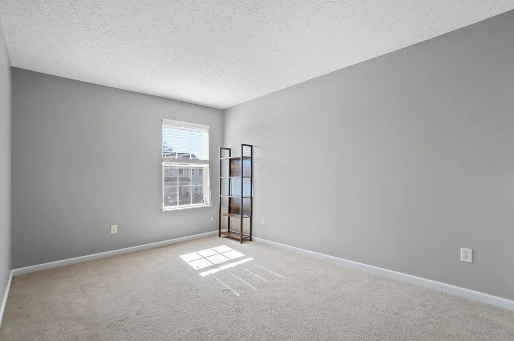 5855 Canal Bridge Dr, Canal Winchester, OH 43110