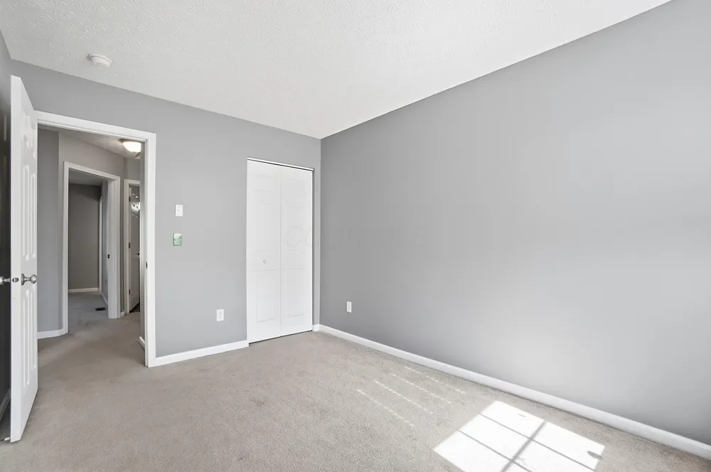 5855 Canal Bridge Dr, Canal Winchester, OH 43110