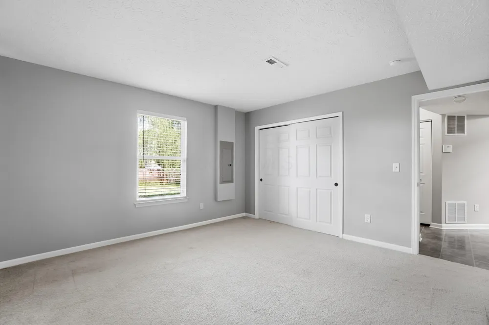 5855 Canal Bridge Dr, Canal Winchester, OH 43110