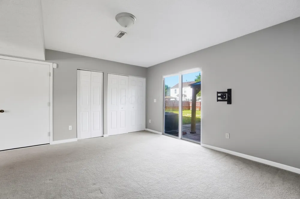 5855 Canal Bridge Dr, Canal Winchester, OH 43110