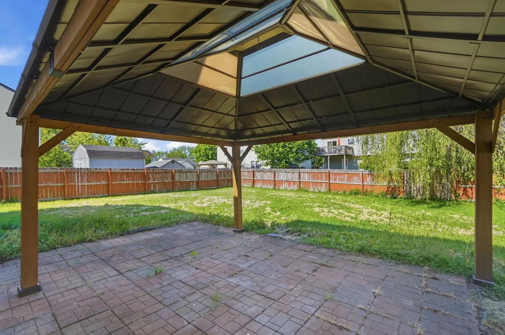 5855 Canal Bridge Dr, Canal Winchester, OH 43110