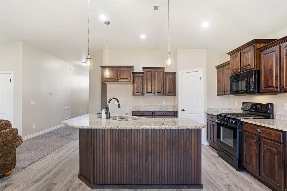 2766 W 2125 N, Plain City, UT 84404
