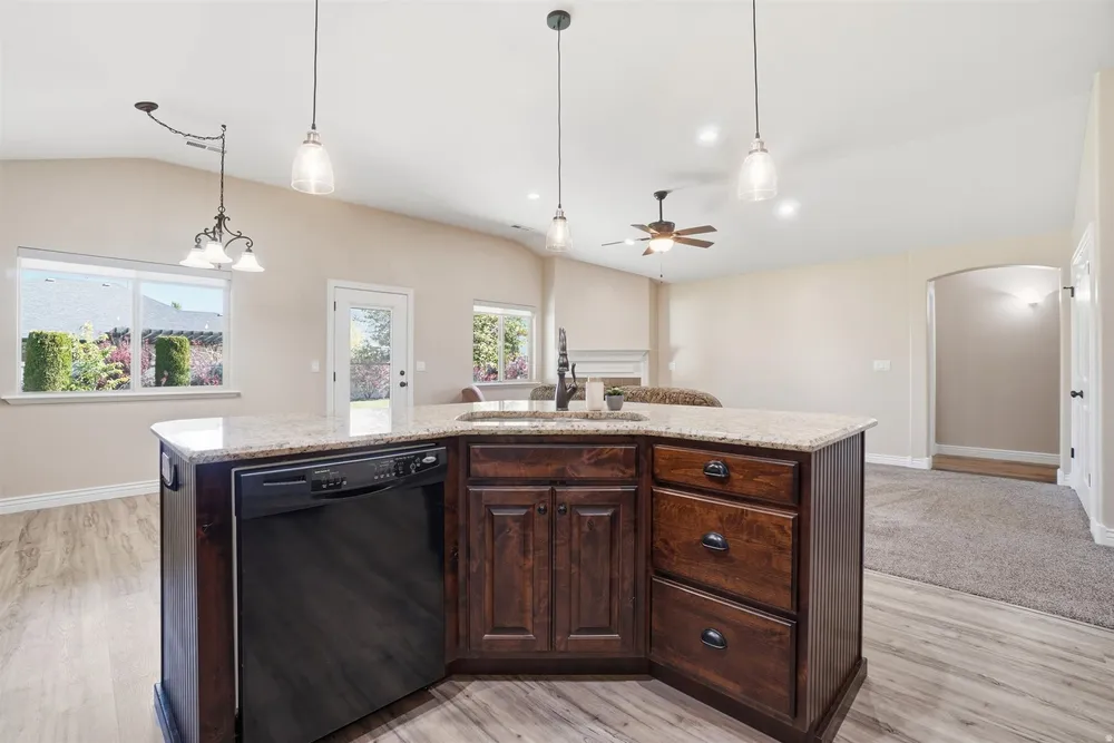 2766 W 2125 N, Plain City, UT 84404