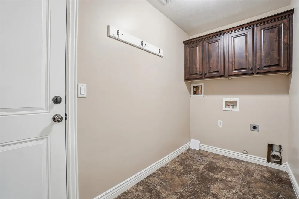 2766 W 2125 N, Plain City, UT 84404