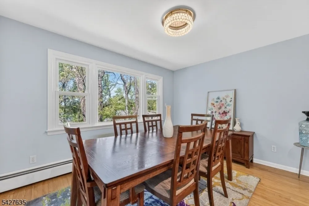 271 E Mount Pleasant Ave, Livingston, NJ 07039