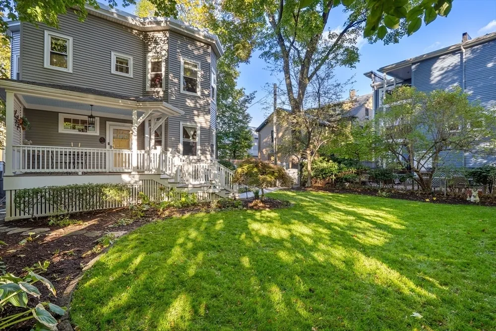 59 Ellery St, Cambridge, MA 02138
