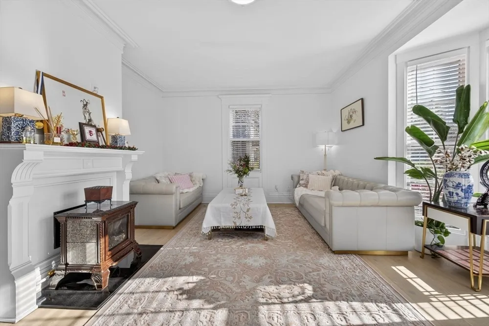 171A Lowell Ave, Newton, MA 02460