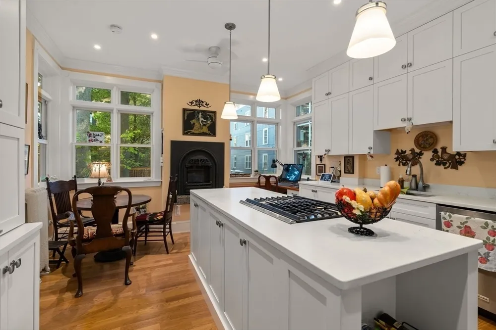 59 Ellery St, Cambridge, MA 02138