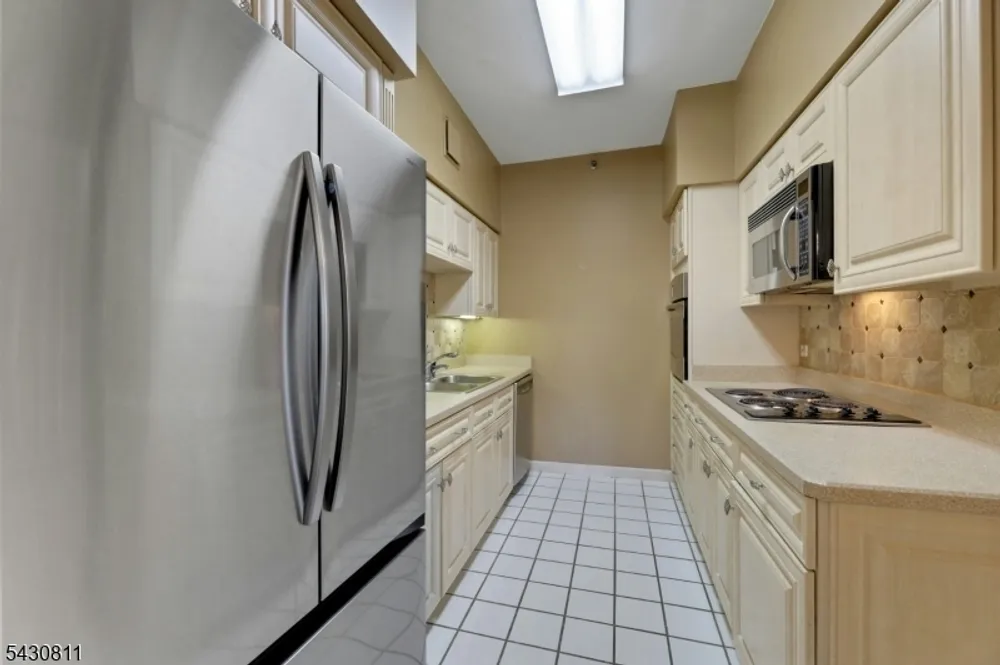 10 Smith Manor Blvd, West Orange, NJ 07052