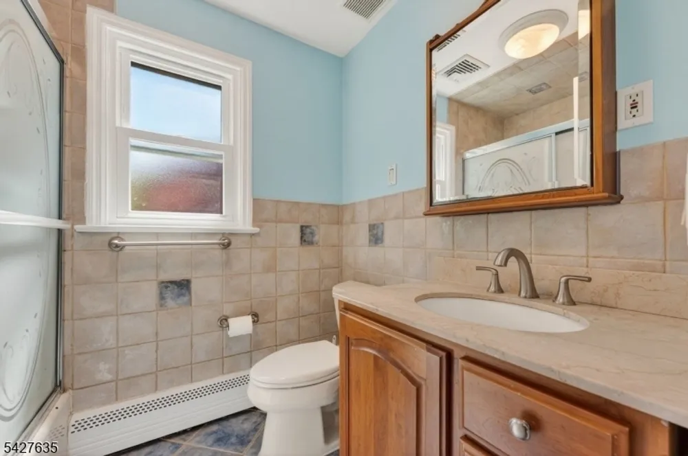 271 E Mount Pleasant Ave, Livingston, NJ 07039