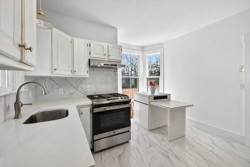 171A Lowell Ave, Newton, MA 02460