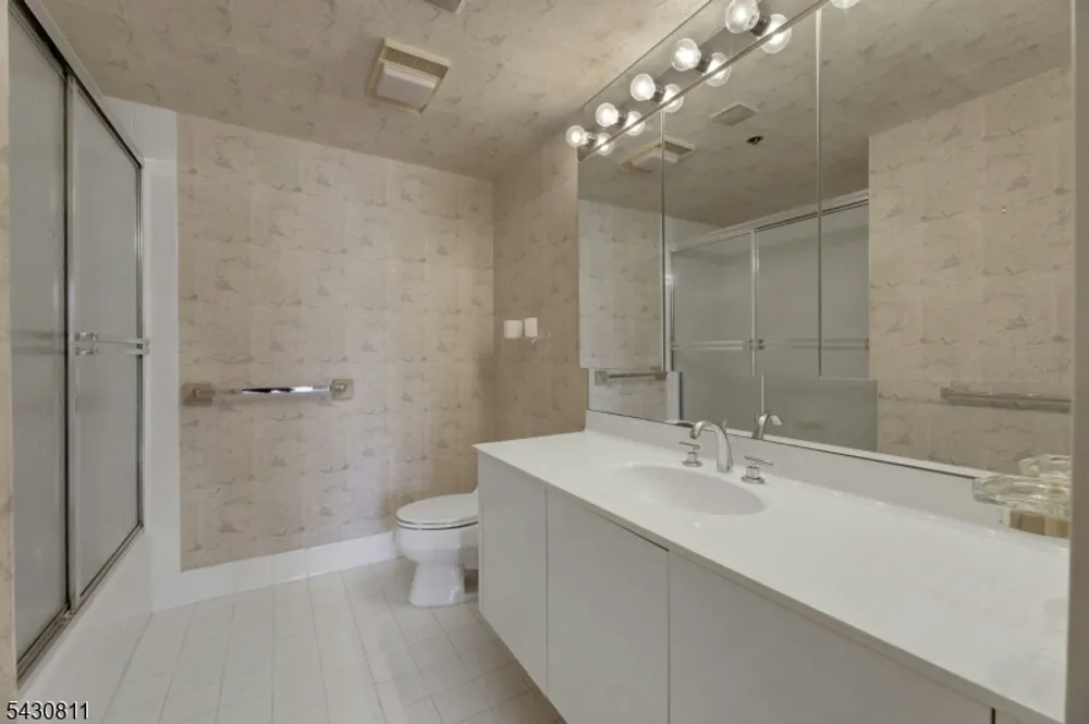 10 Smith Manor Blvd, West Orange, NJ 07052