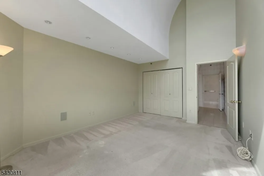 10 Smith Manor Blvd, West Orange, NJ 07052
