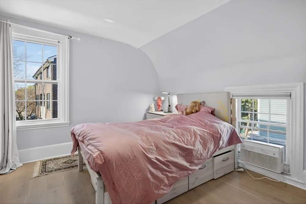 171A Lowell Ave, Newton, MA 02460