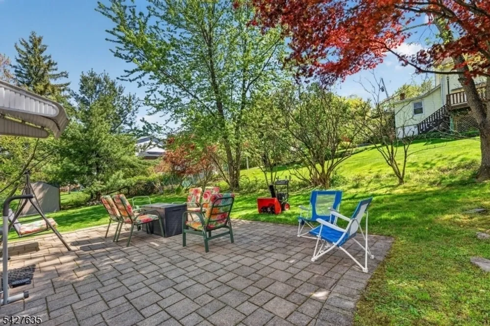 271 E Mount Pleasant Ave, Livingston, NJ 07039