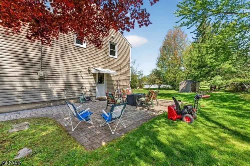 271 E Mount Pleasant Ave, Livingston, NJ 07039