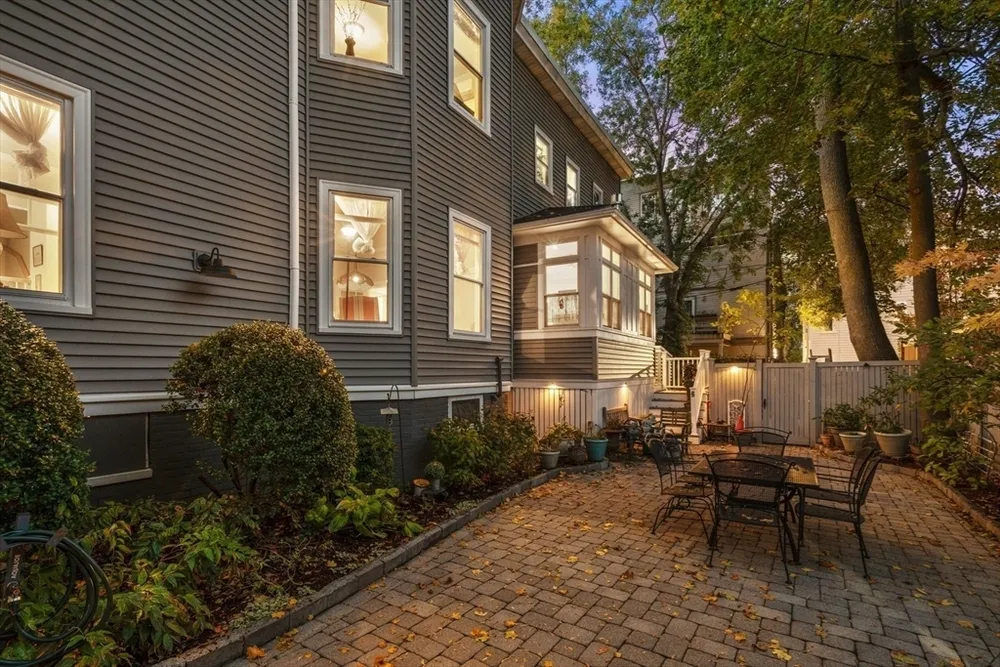 59 Ellery St, Cambridge, MA 02138