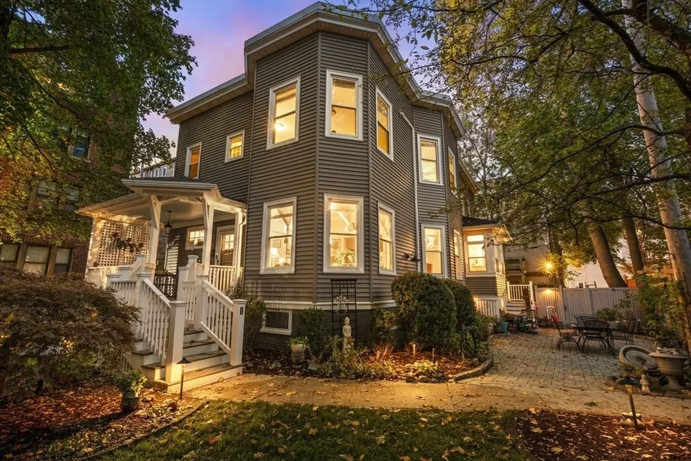 59 Ellery St, Cambridge, MA 02138