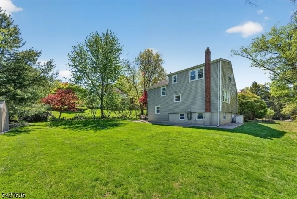 271 E Mount Pleasant Ave, Livingston, NJ 07039