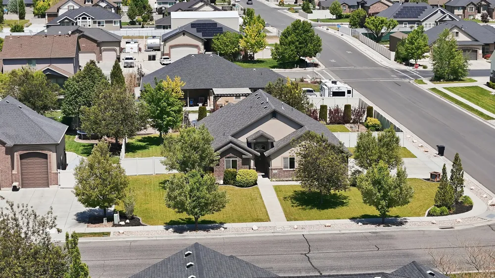 2766 W 2125 N, Plain City, UT 84404