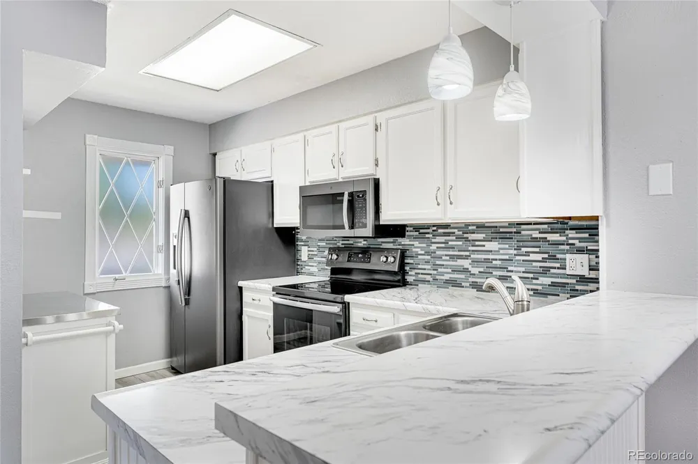 6712 S Holland Way, Littleton, CO 80128