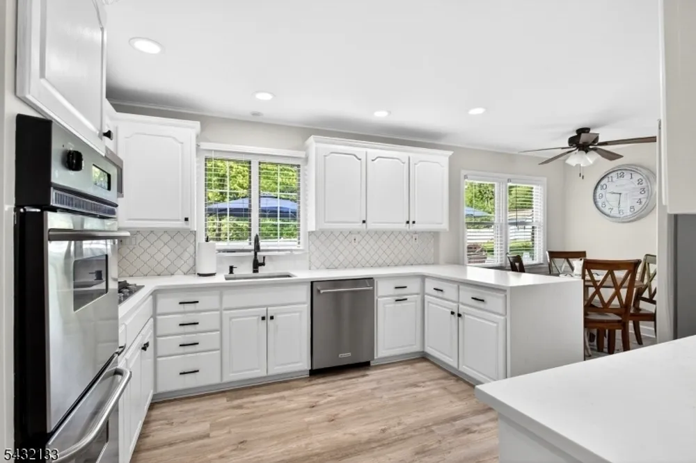 53 Heron Rd, Middletown, NJ 07748