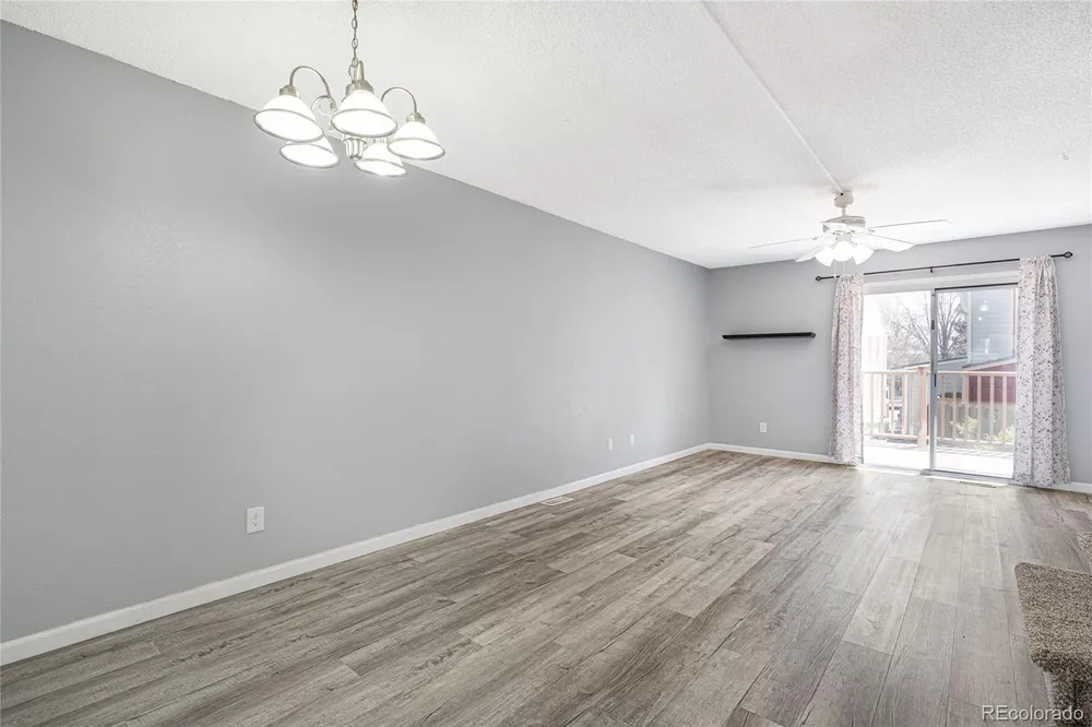 6712 S Holland Way, Littleton, CO 80128
