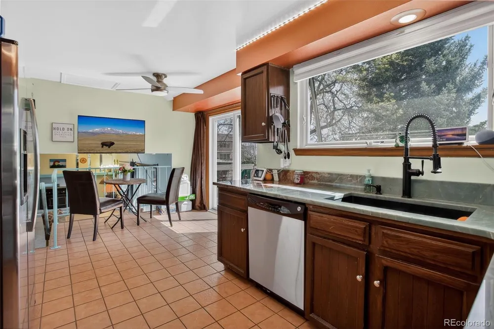 7724 Parfet St, Arvada, CO 80005