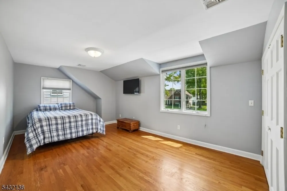22 Homestead Terrace, Scotch Plains, NJ 07076