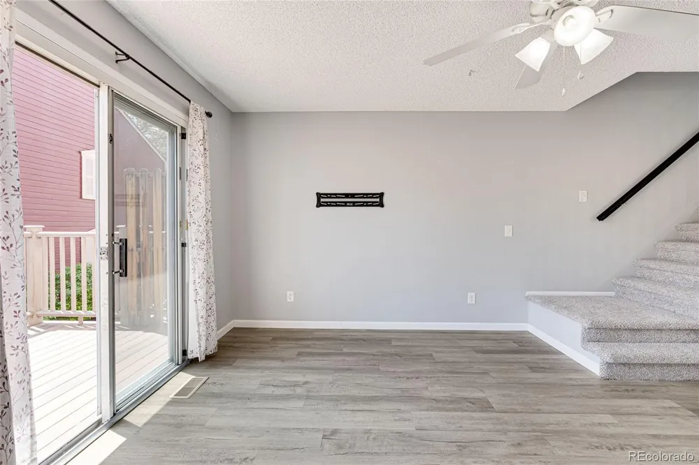 6712 S Holland Way, Littleton, CO 80128